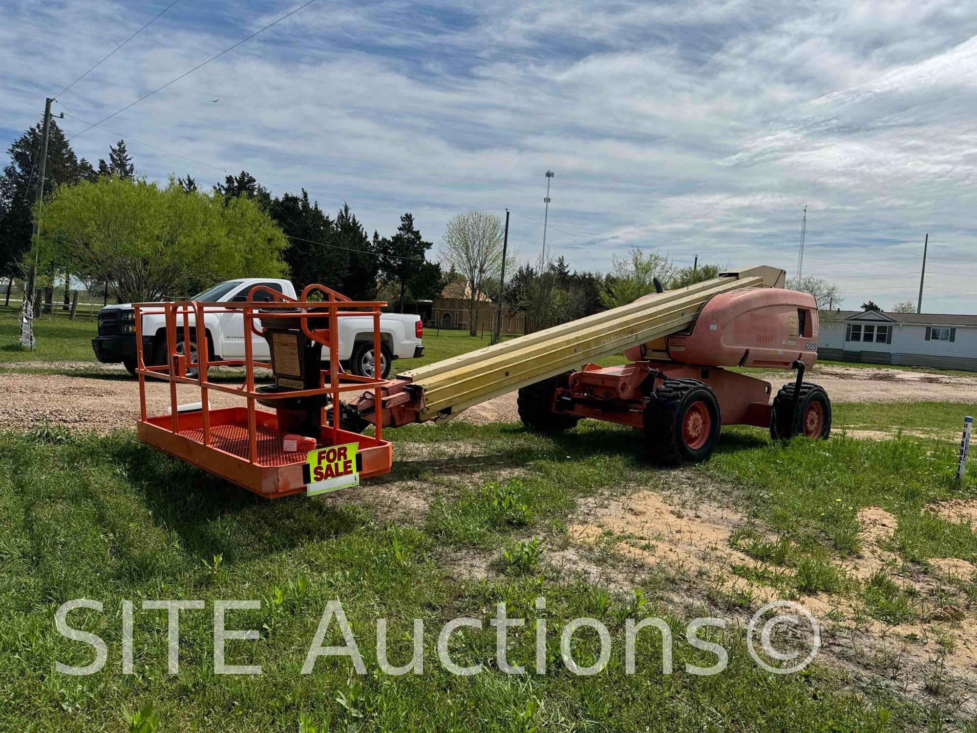 2000 JLG 600S Telescopic Boom Lift