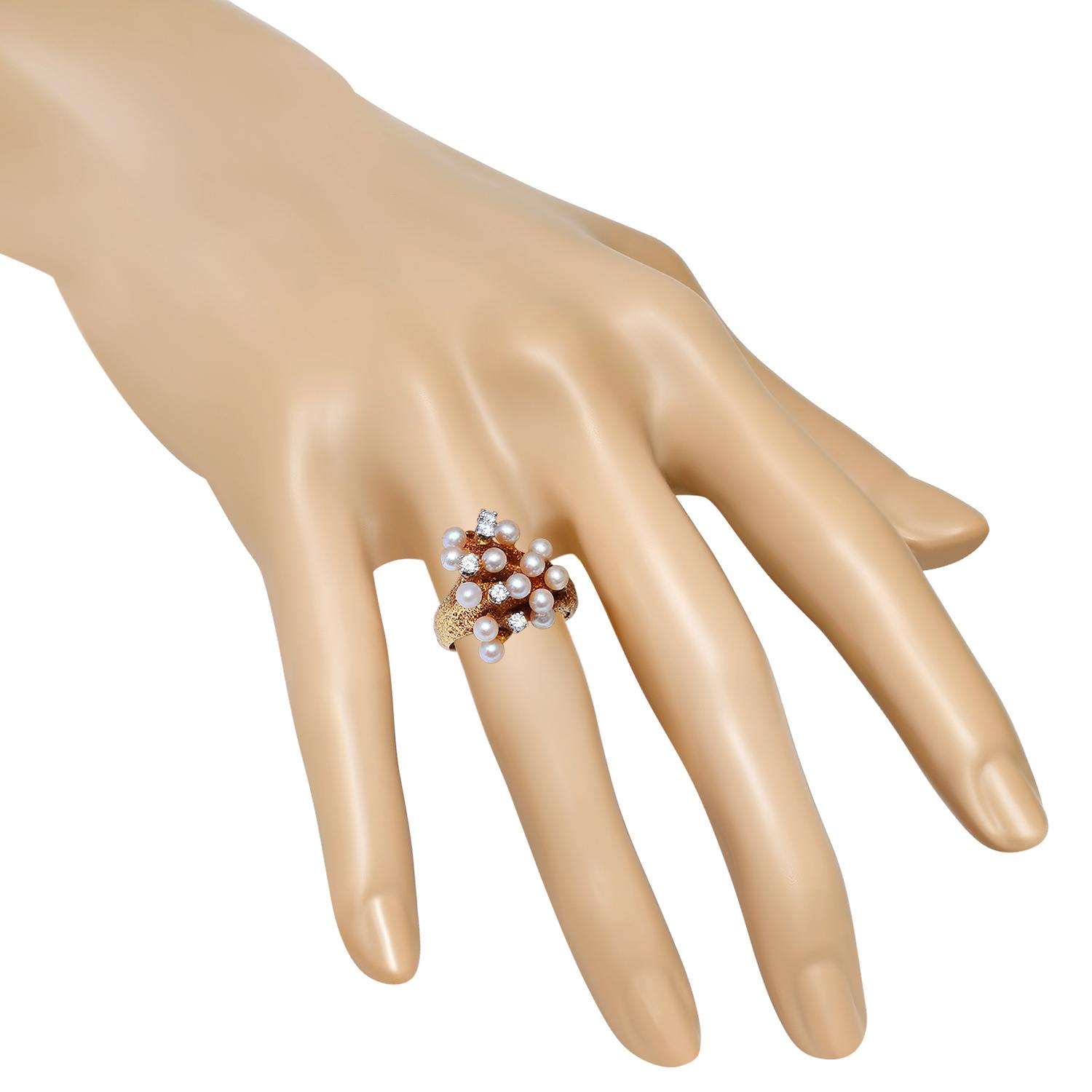 14K Yellow Gold Setting with White Pearls and 0.20ct Diamond Ladies Ring