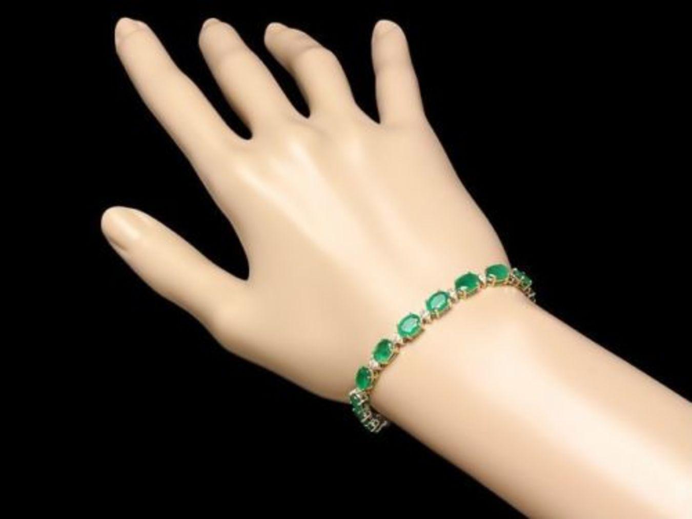 14K Gold 12.89ct Emerald 0.81ct Diamond Bracelet