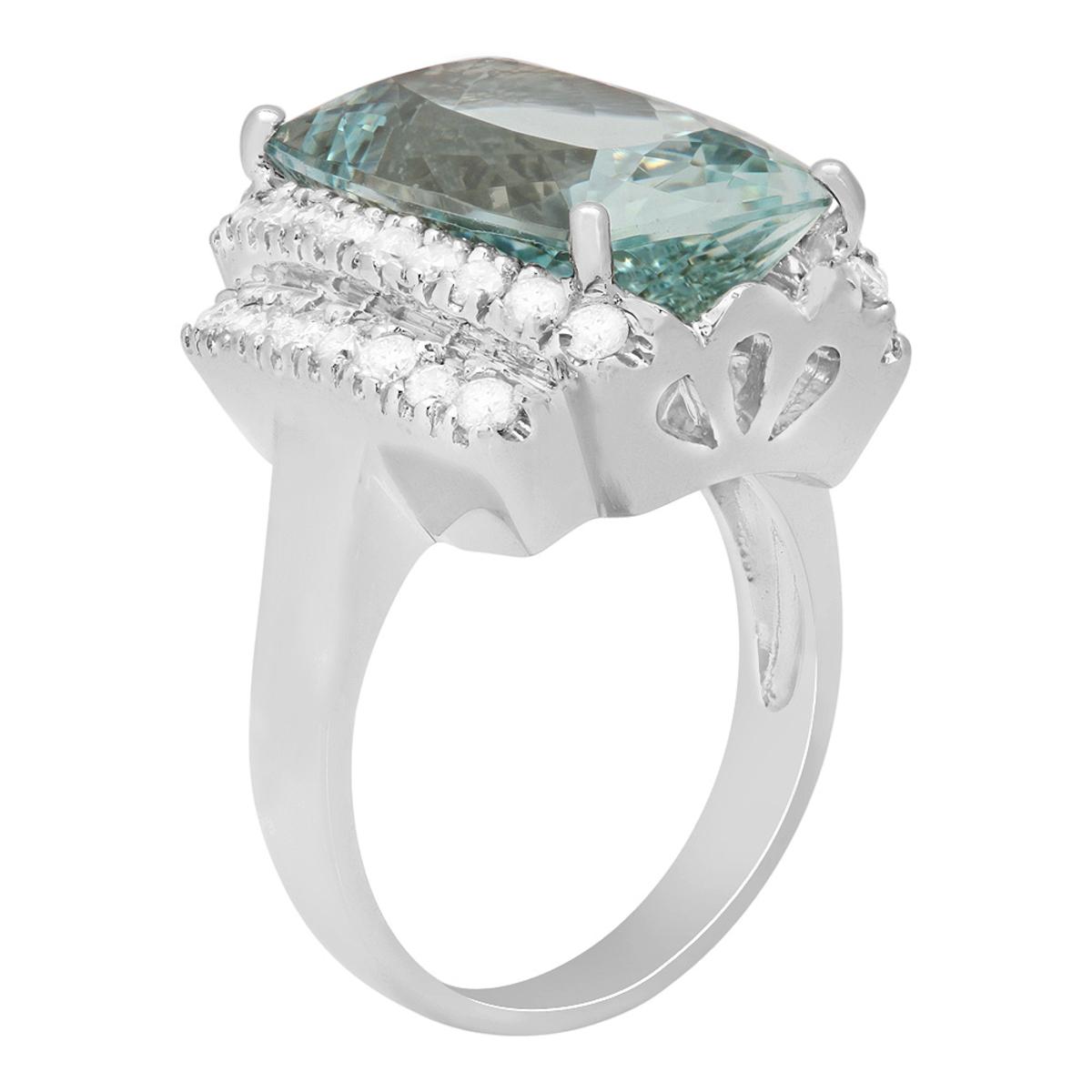 14k White Gold 9.66ct Aquamarine 1.01ct Diamond Ring