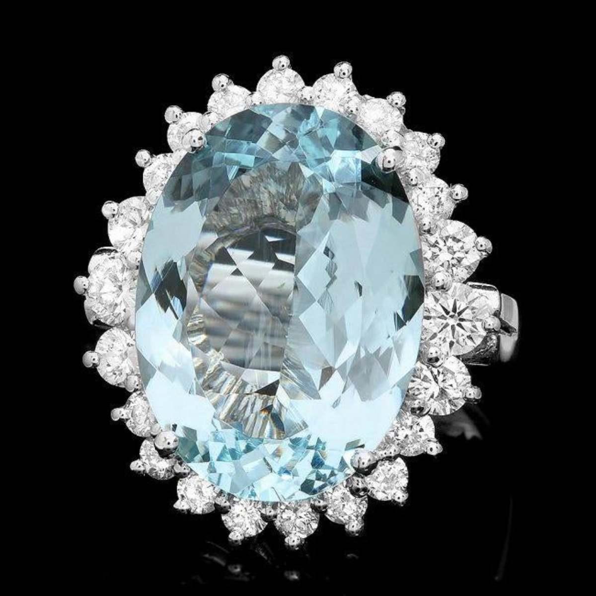 14K White Gold 9.12ct Aquamarine and 1.17ct Diamond Ring