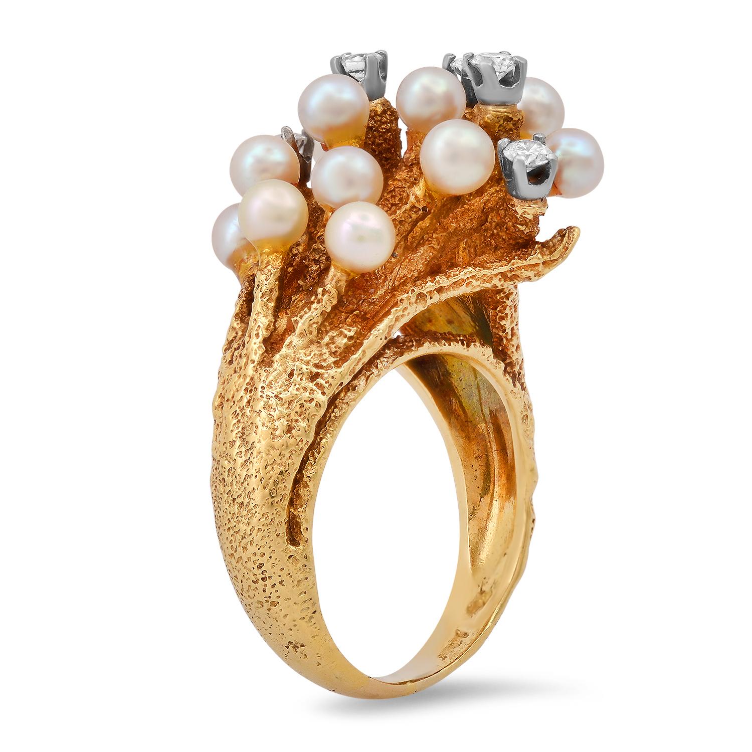 14K Yellow Gold Setting with White Pearls and 0.20ct Diamond Ladies Ring