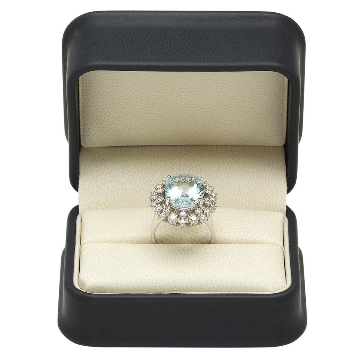 14K White Gold 8.19ct Aquamarine and 1.25ct Diamond Ring