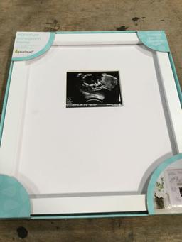 Pearhead Coming Soon Sonogram Frame, White $16.95 MSRP