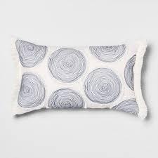 Multiple Pillows and Bedding material