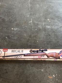 Benjamin Regal II NP Pellet Air Rifle with 4x32 Scope