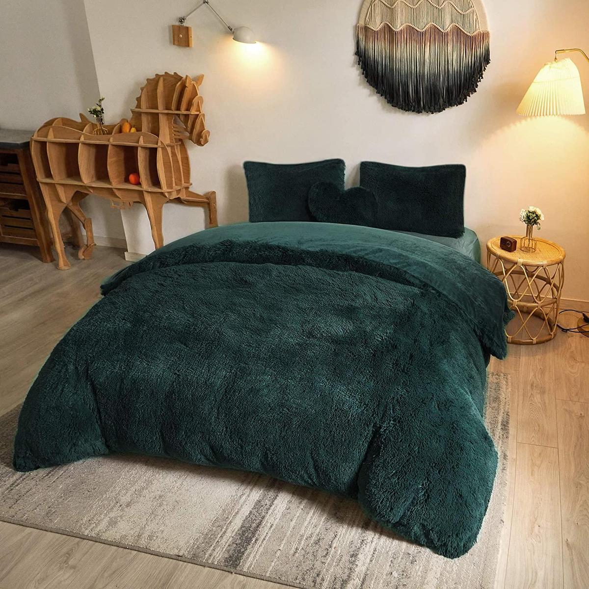 MEGO Luxury Shaggy Duvet Cover Set Ultra Soft Faux Fur Fluffy Comforter Set Fuzzy Bedding $69.99MSRP