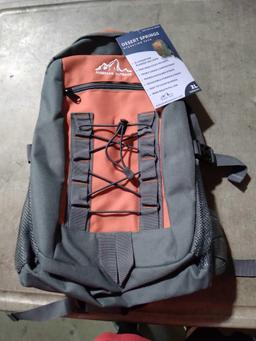 American Outback Desert Spring 2L Hydration Pack Orange/Grey/Black (XHB-020-B5-ORAN) - $24.99 MSRP