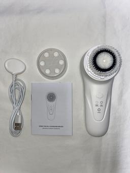 Rechargeable Facial Cleansing Spin Brush Waterproof Face Spa System, $59.99 MSRP (BRAND NEW)