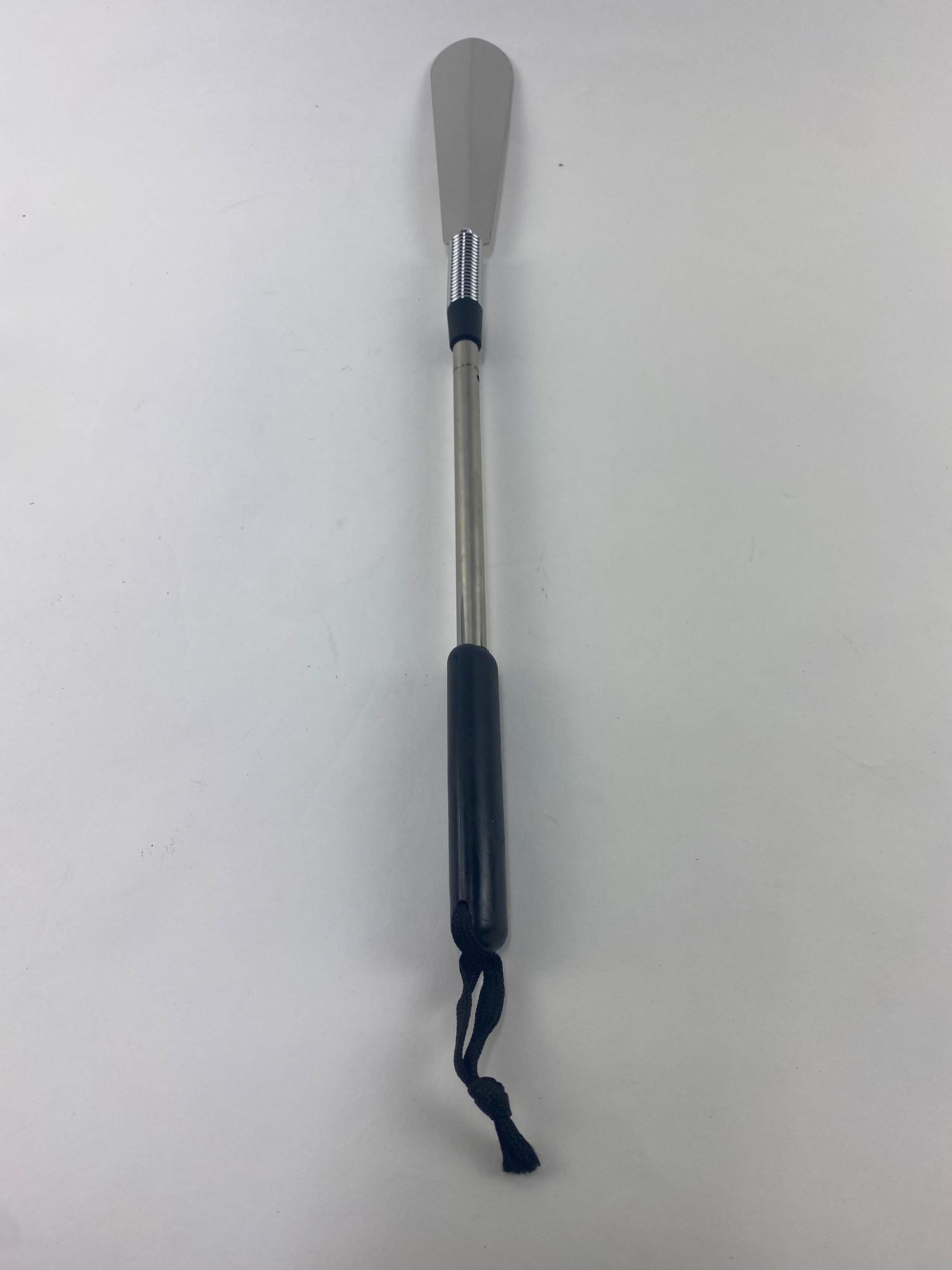 Telescopic 41cm to 77cm Portable Extra Long Shoe Horn For Seniors, $21.99 MSRP (BRAND NEW)