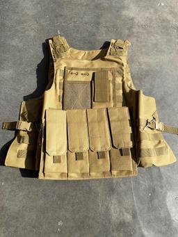 Tactical Vest Outdoor Lightweight Combat Training Vest - Beige (BRAND NEW), $84.99