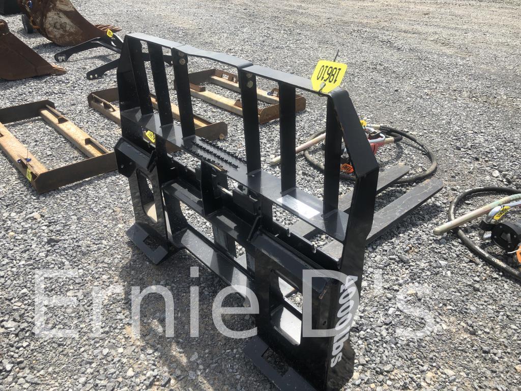 New/Unused Ansung 4000 Lb. Forks