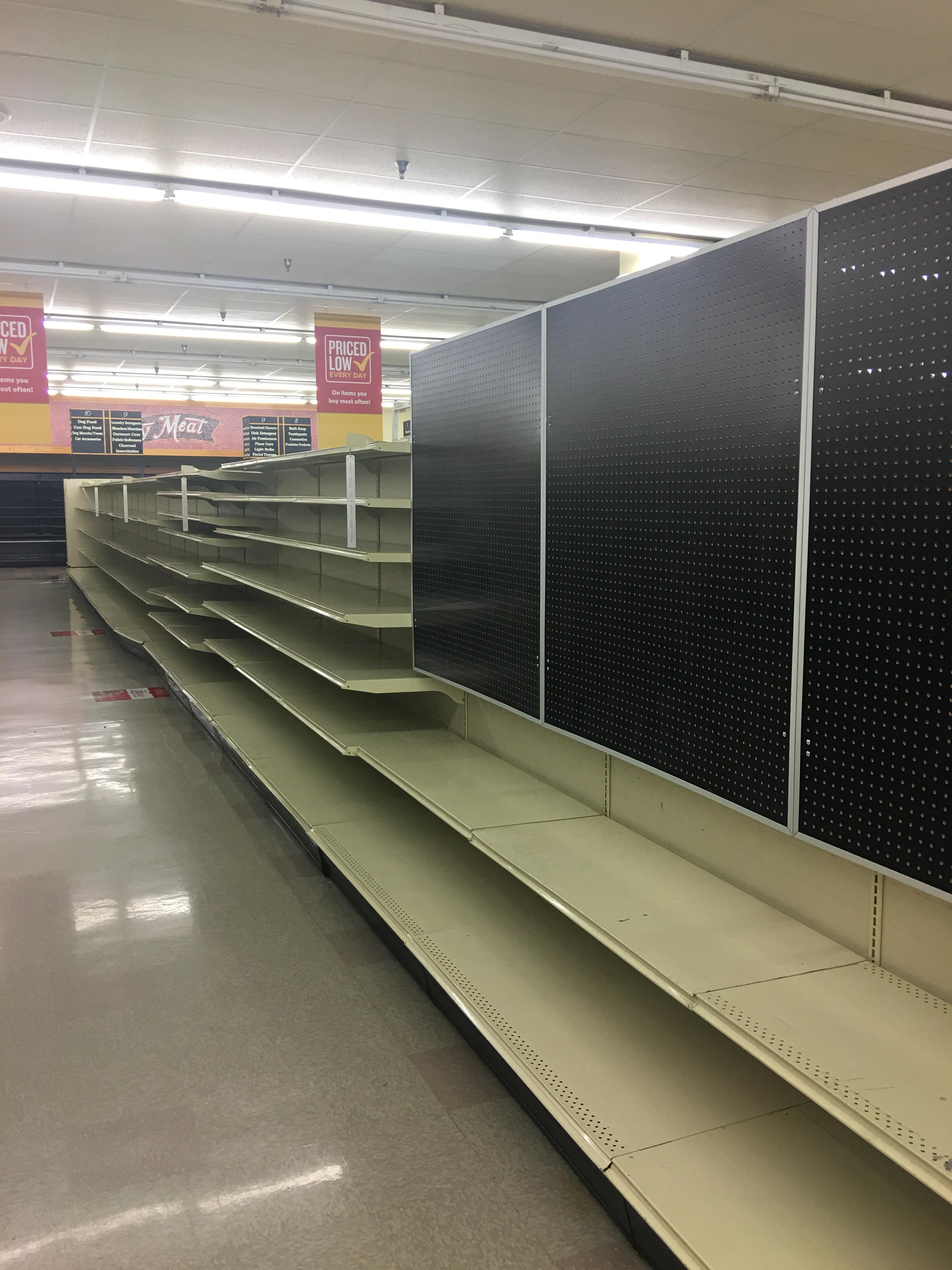 Kent shelving 68' Gondola shelving