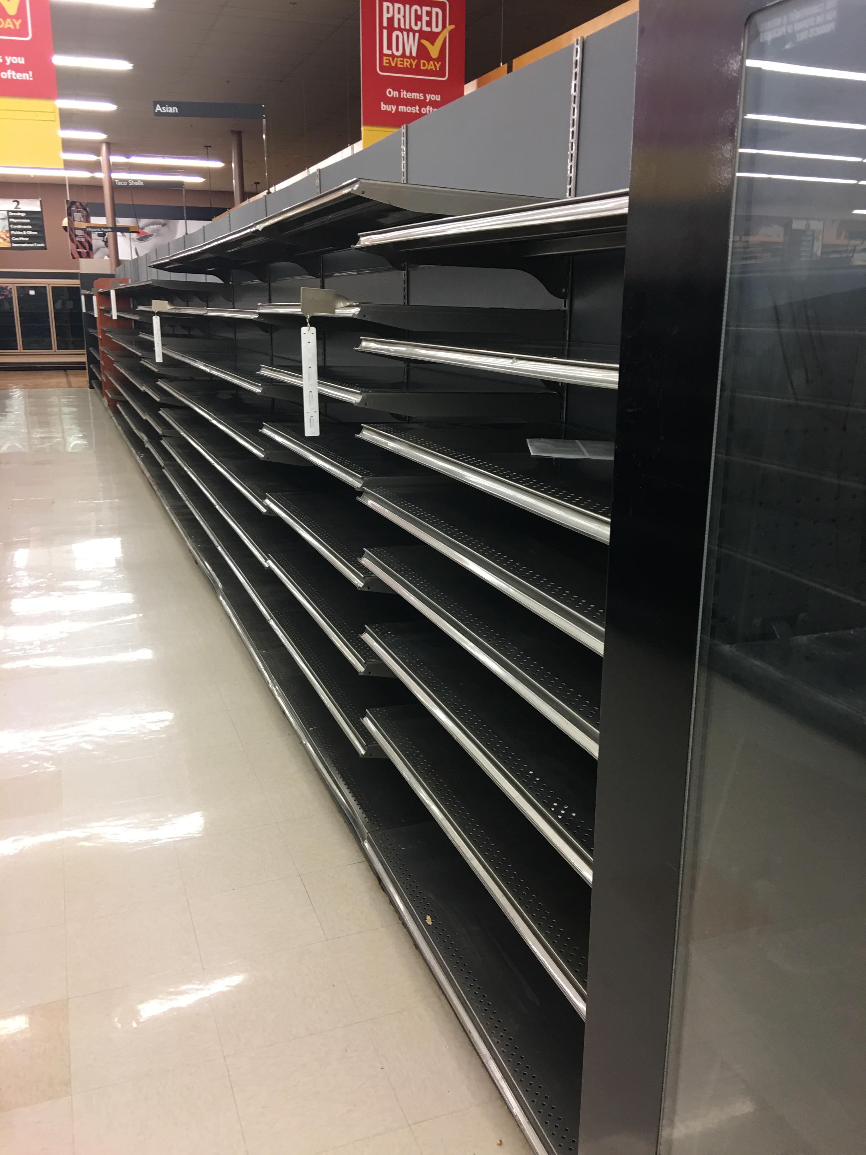 60' Kent gondola shelving 87" tall,  22"/22" base, 22"/22" shelves