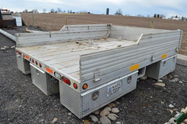 10' ALUMINIUM TRUCK BOX