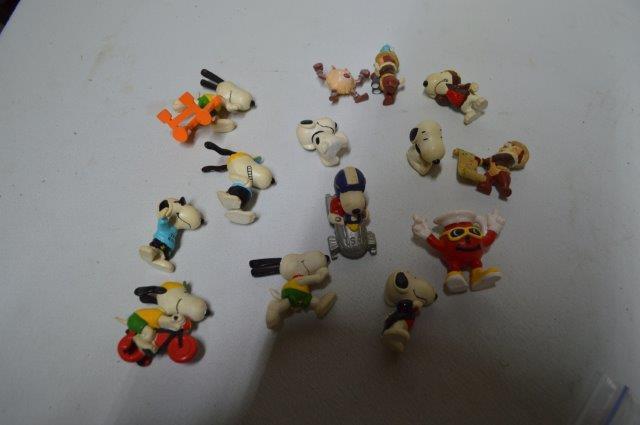 Snoopy characters