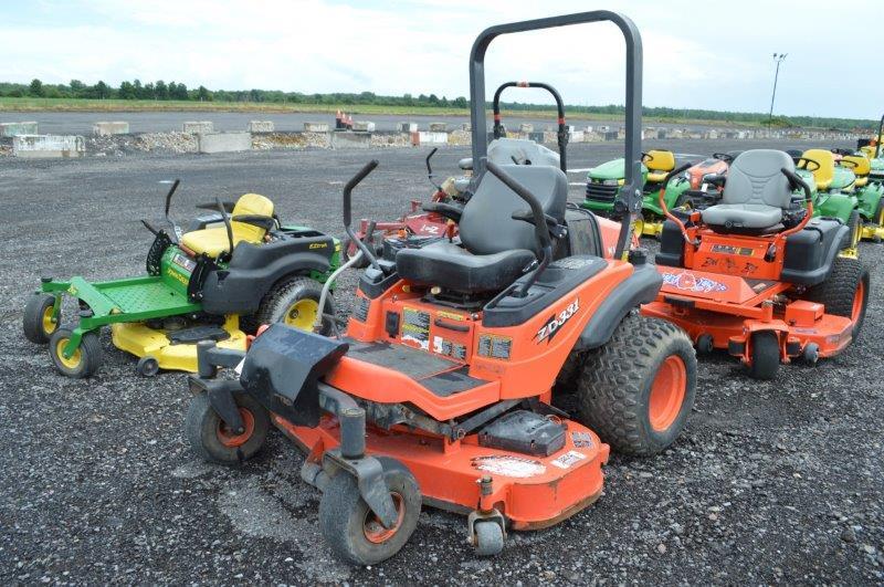 Kubota ZD331, Zero turn mower, 1,626 Hrs. Diesel Eng. 60" Commercial deck