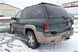 '02 Chevrolet Trailblazer LTZ, gas, 200,000 miles, leather seats, sun roof, automatic, (V.I.N.) 1GND