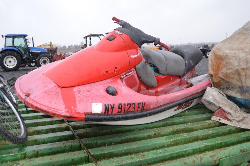 Kawasaki Sport Tourer 1100 STV jet ski (engine is apart)