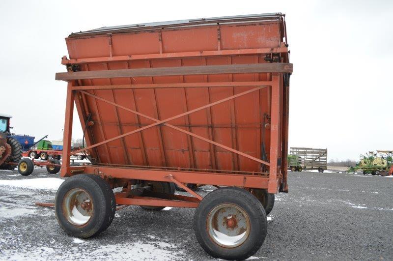 Richardton 700 dump wagon