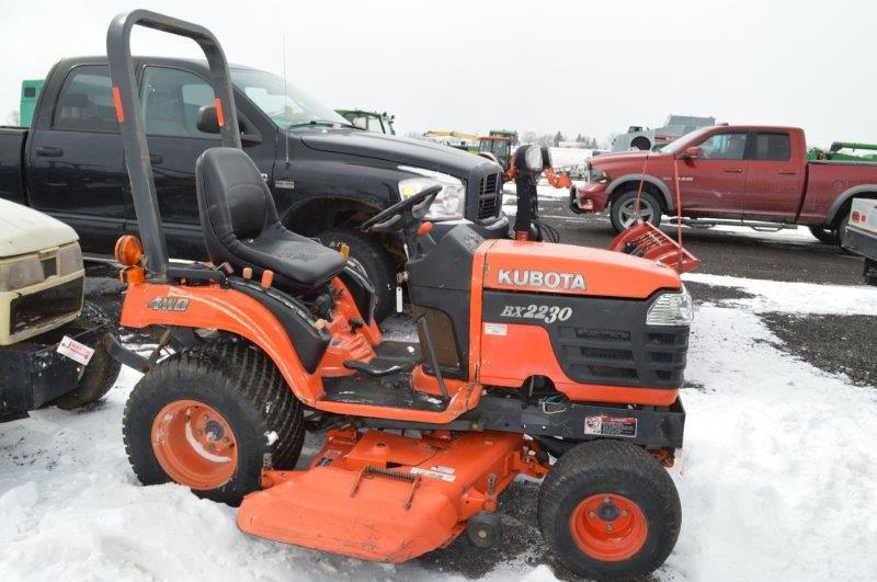 '05 Kubota BX2230 zero turn lawn mower w/ 60" deck, 4wd, hyrdo