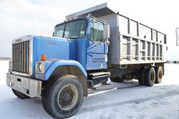 '86 GMC General dump truck w/ 19' steel dump, Detroit motor, 8LL trans, Hen
