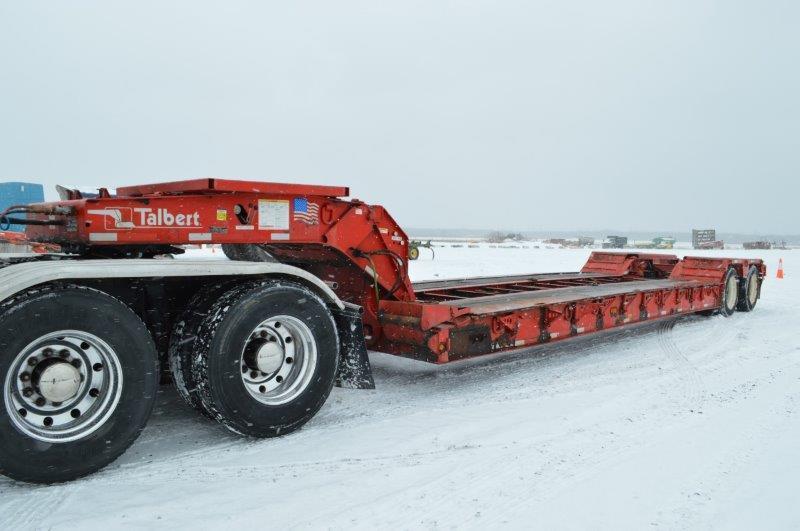 '00 Talbert 35 ton lowboy, w/ 22' well, air ride, hyd disconnect, new brake