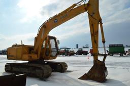 JD 490 excavator w/ 33" digging bucket, 5,748 hrs, 2 speed, 28" track