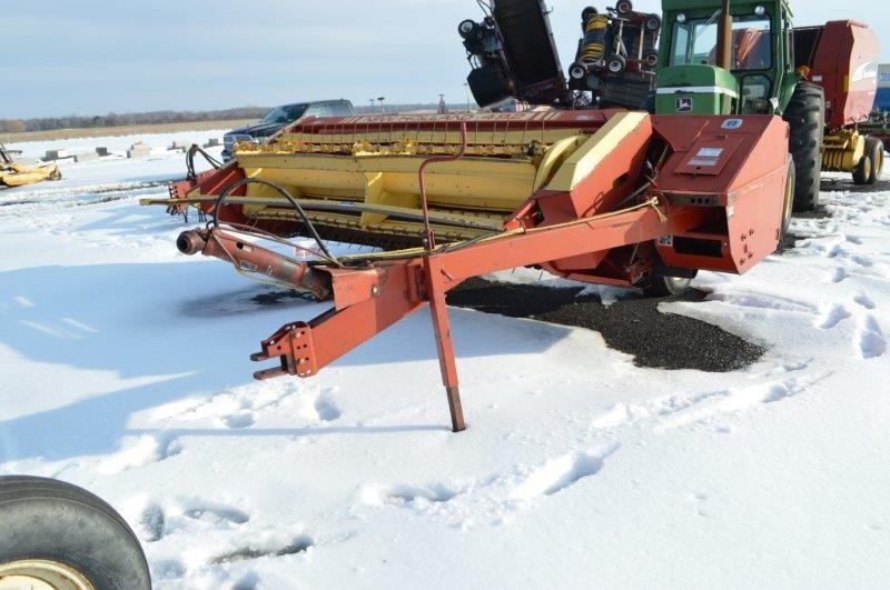 NH 492 haybine w/ rubber rolls