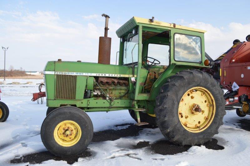 JD 3130 w/ Sims cab, 2 remotes, 540/100 PTO, 18.4-34 rear rubber