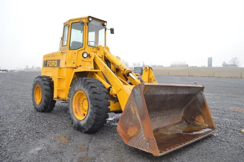 Ford A-64 payloader w/ 8' material bucket, 17.5-25 rubber