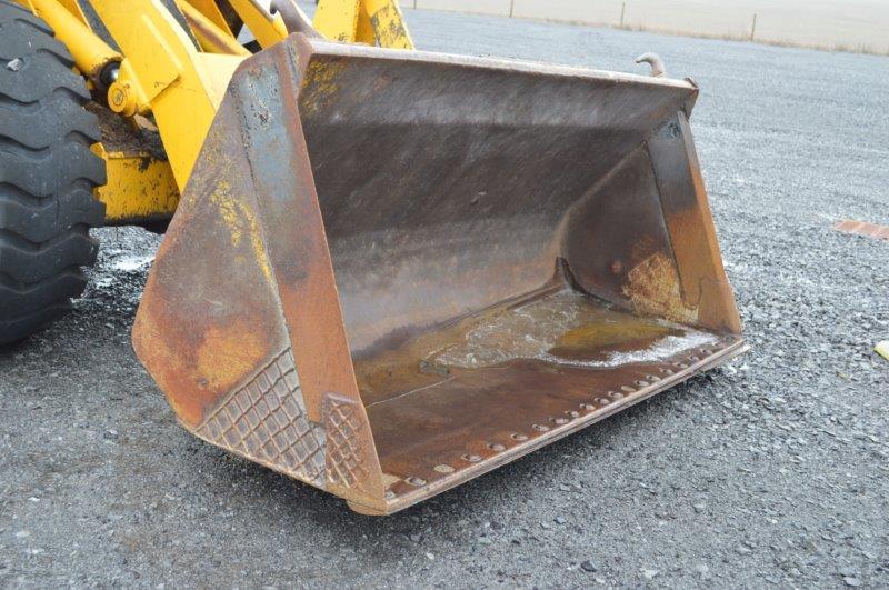 Ford A-64 payloader w/ 8' material bucket, 17.5-25 rubber