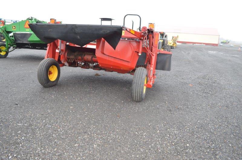 '18 NH H7320 discbine w/ flail conditioners (only used on 100 acres since n