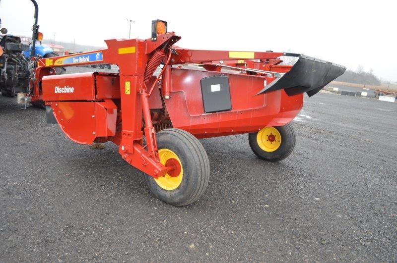 '18 NH H7320 discbine w/ flail conditioners (only used on 100 acres since n