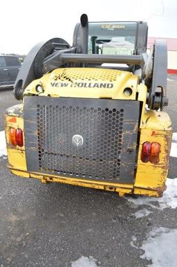 '12 NH L223 skid loader, w/ cad, air & heat, 4,132 hrs, qk attach, AUX, 70'