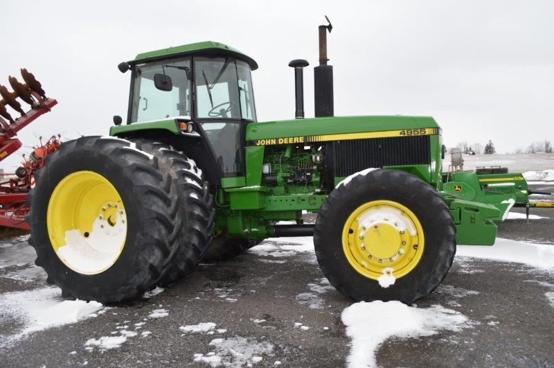 JD 4955, w/ 9133 hrs, 4wd, 15 speed power shift, 14 front weights, 2.8R42 r