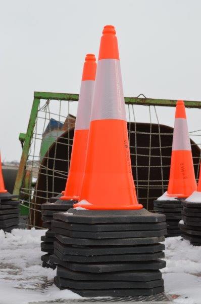 10 NEW TRAFFIC CONES