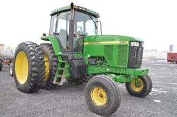 '00 JD 7610 W/ 6,800 hrs, 19 speed power, 2wd, 3 remotes, 540/ 1000 PTO, 18