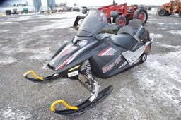 '05 Skidoo Bombardier GSX 550 snow mobile w/ 440 mi, luggage  racks, VIN# 2