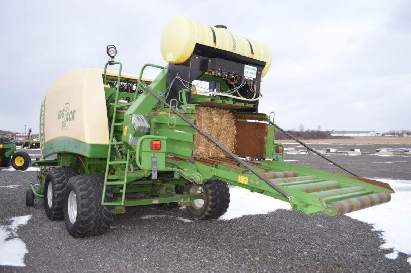 '08 Krone Big Pack 1270 Multi-Bale big square baler w/ 3'x4' bales, tandems