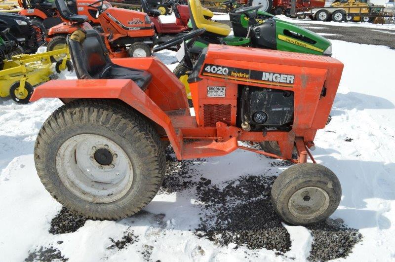 Ingersoll Hydriv 4020 lawn tractor w/ 1,041 hrs, no deck