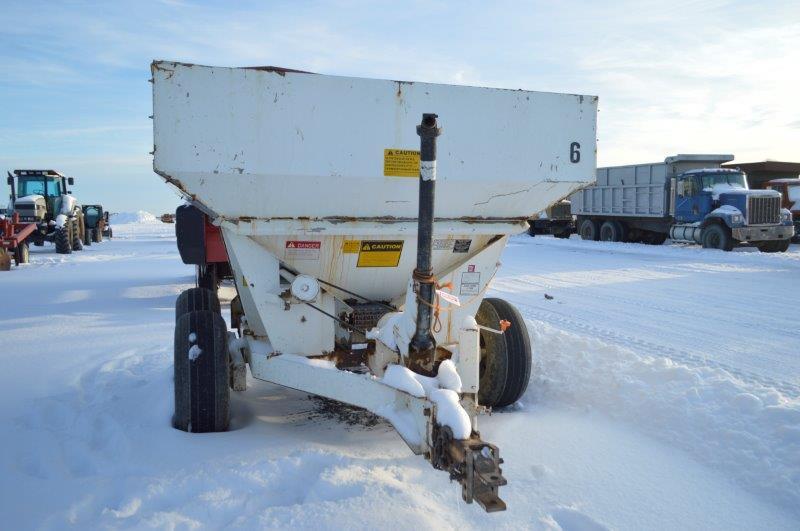 Tyler fertilizer spreader, 4 ton spreader, single spinner