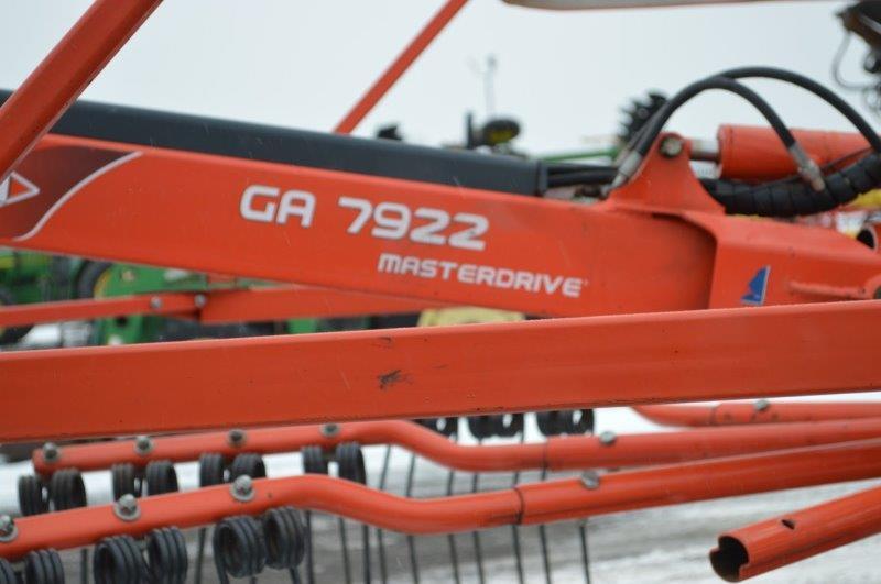 Kuhn 70GA 7922 Master Drive double rake w/ single or double row option, 540