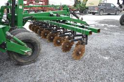 Great Plain 1520 notill grain drill,15', closer wheels, 10" rows