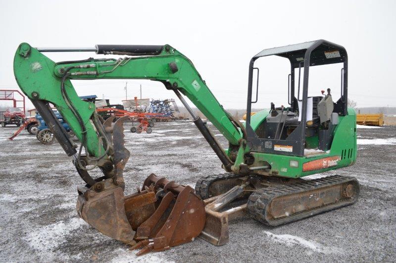 '09 Bobcat 329 mini excavator w/ 3,120 hrs, hyd. thumb, 1' rubber tracks, d