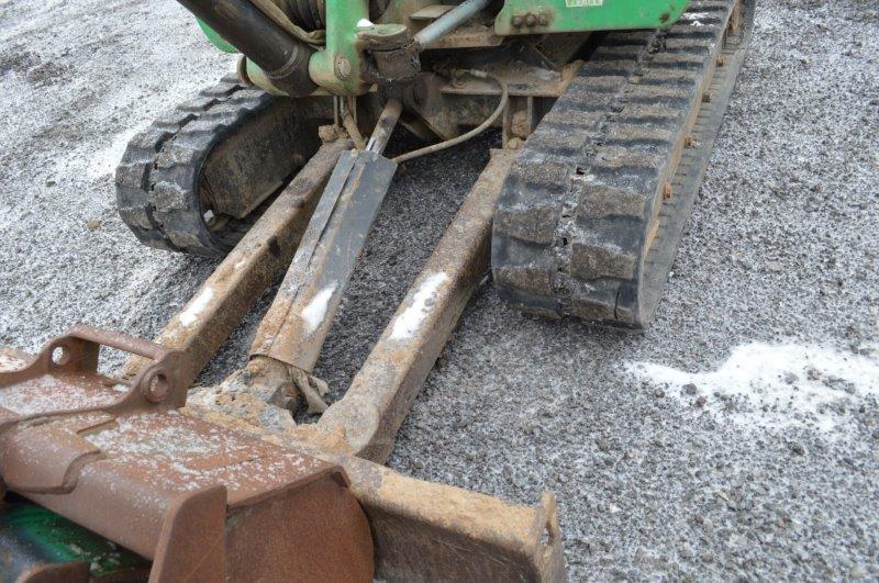 '09 Bobcat 329 mini excavator w/ 3,120 hrs, hyd. thumb, 1' rubber tracks, d