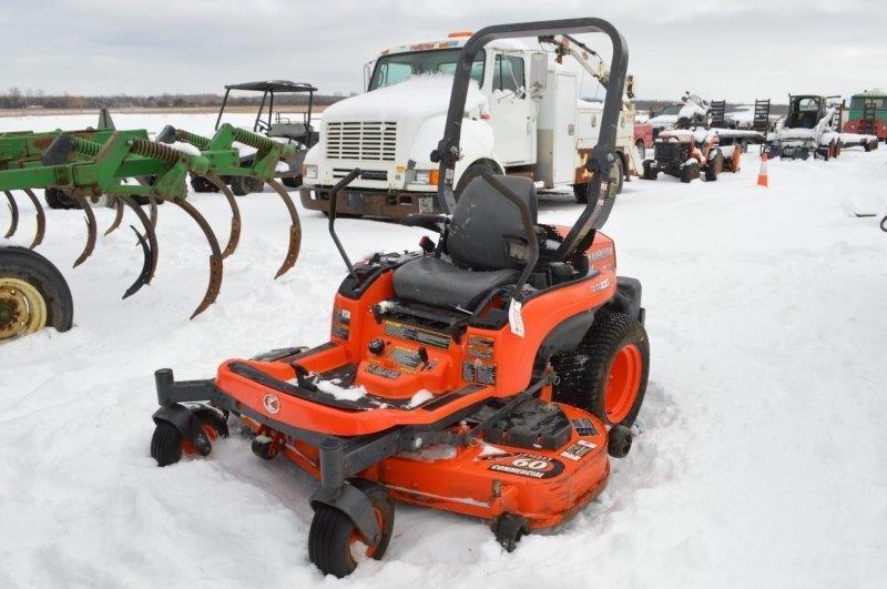 Kubota ZLT 227 zero turn lawn mower w/ 60" deck, 187 hrs, gas