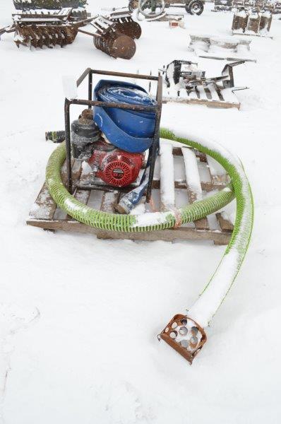 Trash pump w/ 8hp Honda & 1 length 3''x50' hose