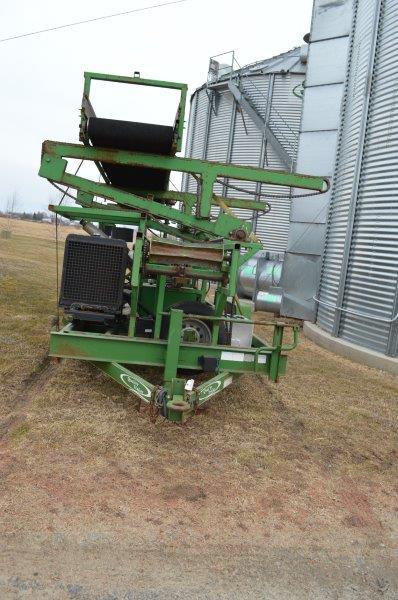 '09 Woobine Wood processor w/ JD 2.4 liter 50HP tubo duesel engine, log dec