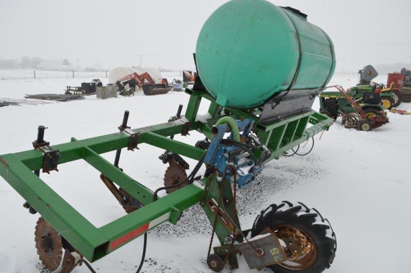 Anydrous ammonia side dresser for corn w/ spare parts in office (Nice)